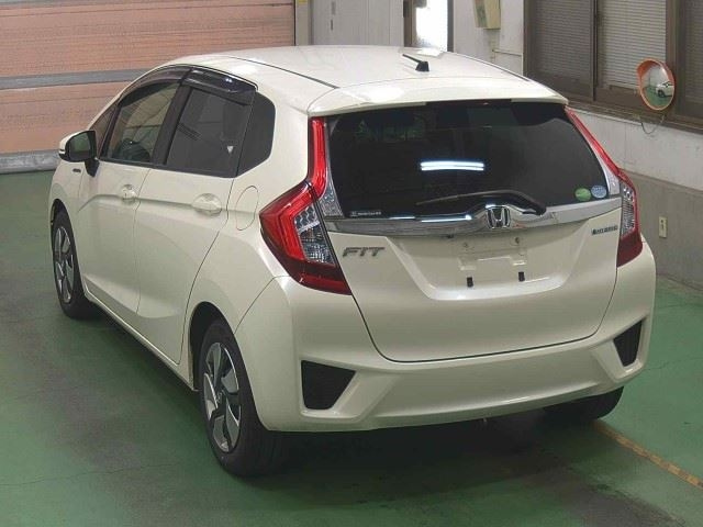 2014 HONDA FIT Hybrid